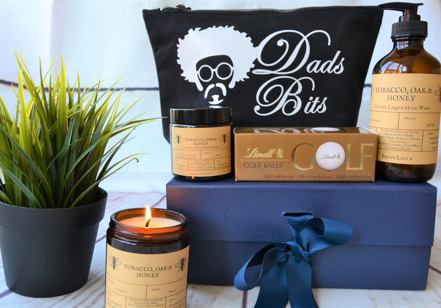 FATHERS DAY GIFT - Black Gift Bag - Mens Gift Box - Gift Box With Card - Fathers Day Card - Bijoux Lucy